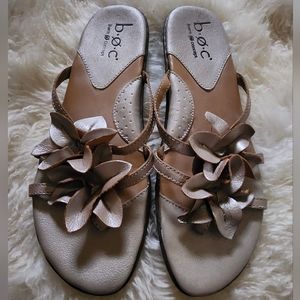 boc Born Concept Gold Metallic Leather Flip Flops Sandals Flats